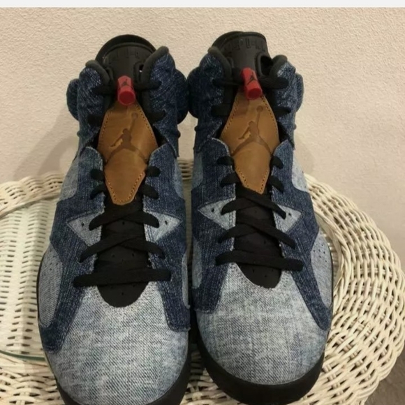 Size 13 authentic denim jordans - Picture 3 of 4